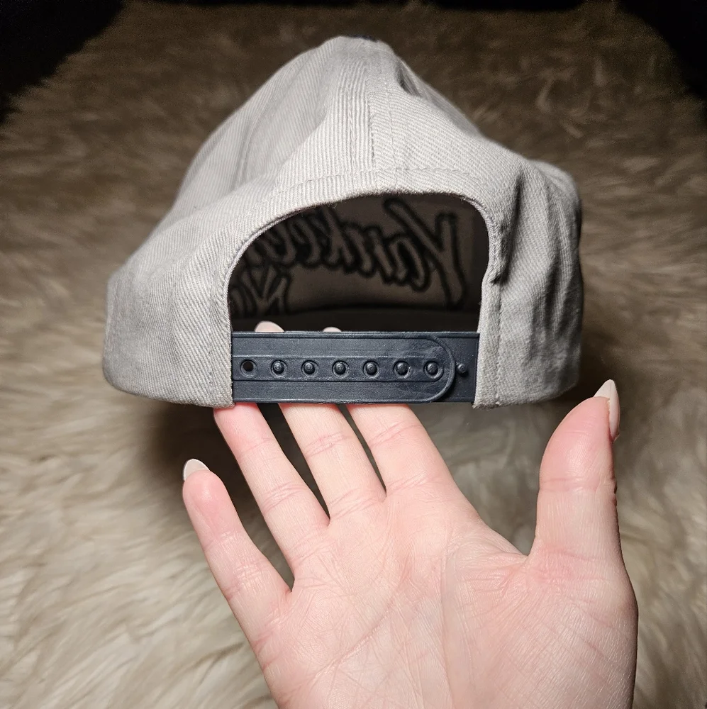Vintage Fan Favorite New York Yankees Snapback | Gray/Navy | Adjustable |